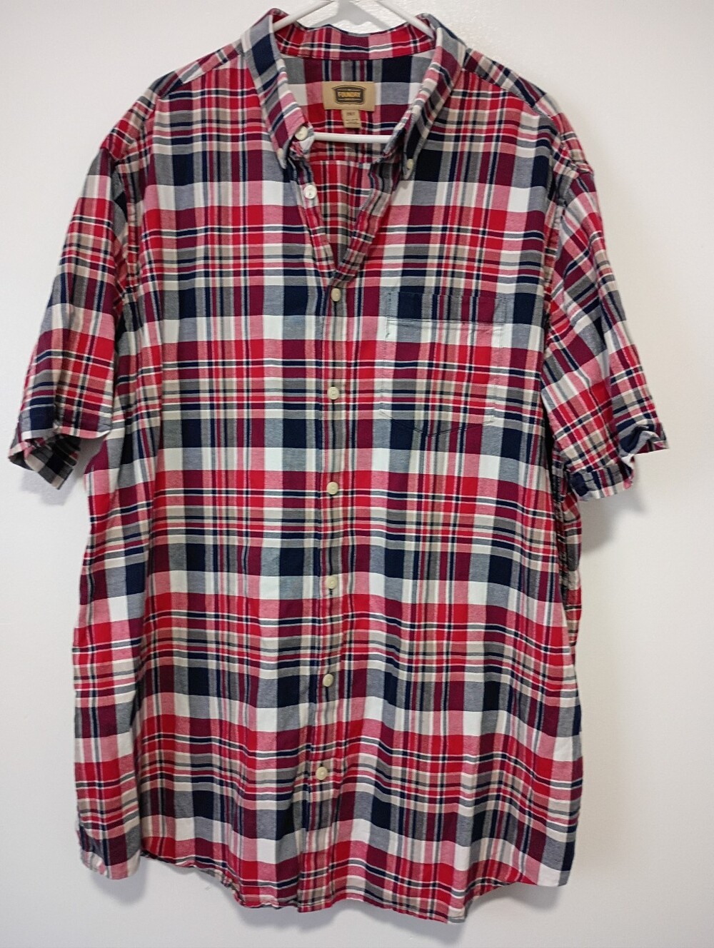 Foundry Mens Size 2XLT Red & Navy Plaid Short Sleeve Button-Up Shirt